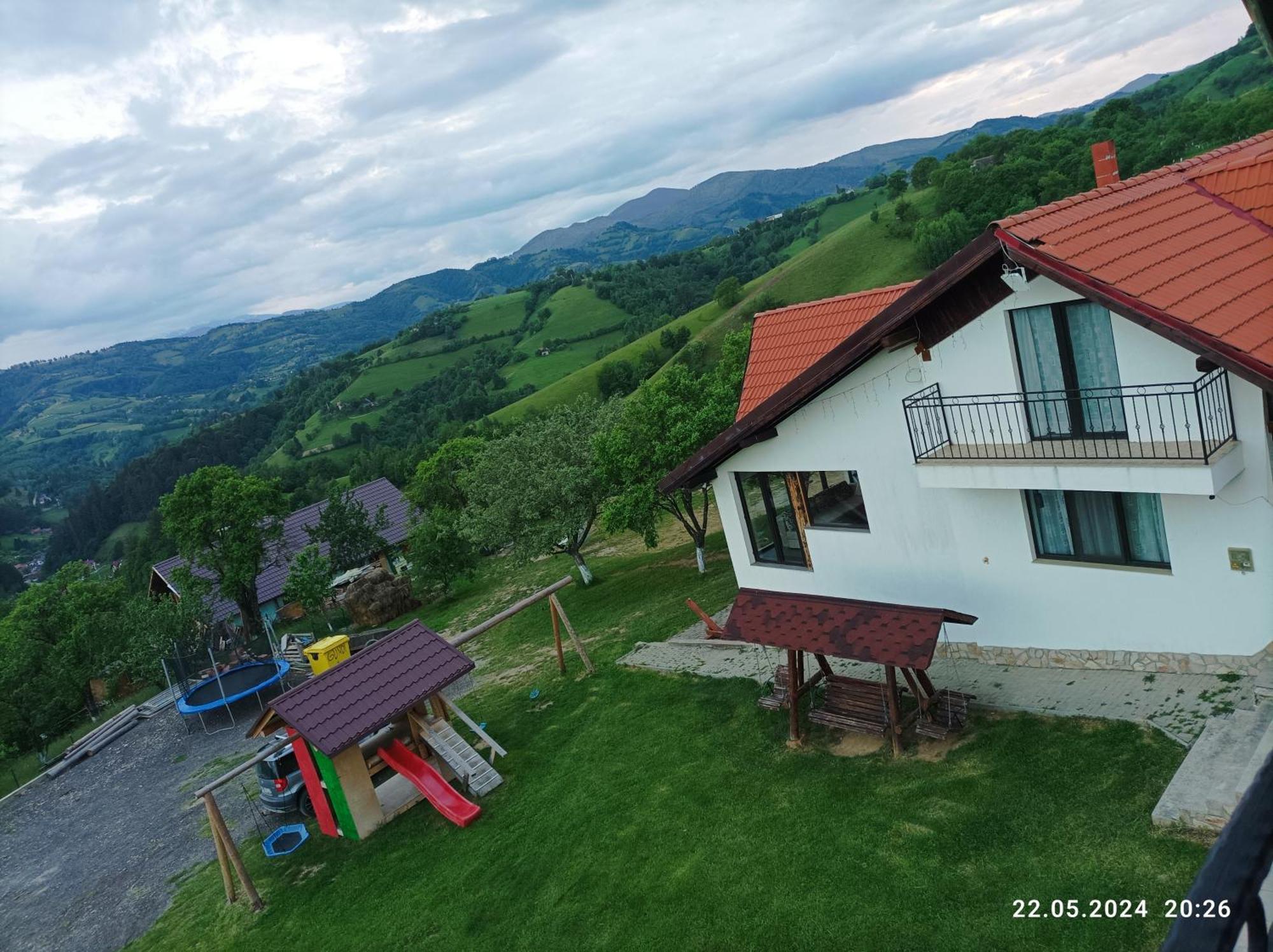 Casa Din Livada, Poiana Marului, Brasov Villa Exterior photo